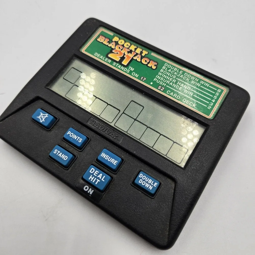Radica Pocket Blackjack 21 Handheld Electronic Casino Game Tested & Working 1350
